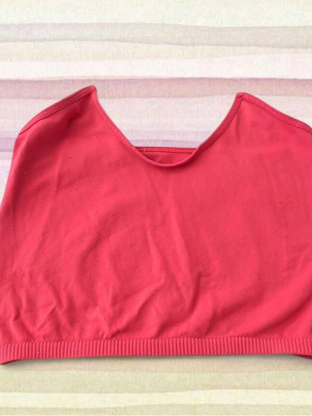 Women's Coral V-Neck Crop Tank Top